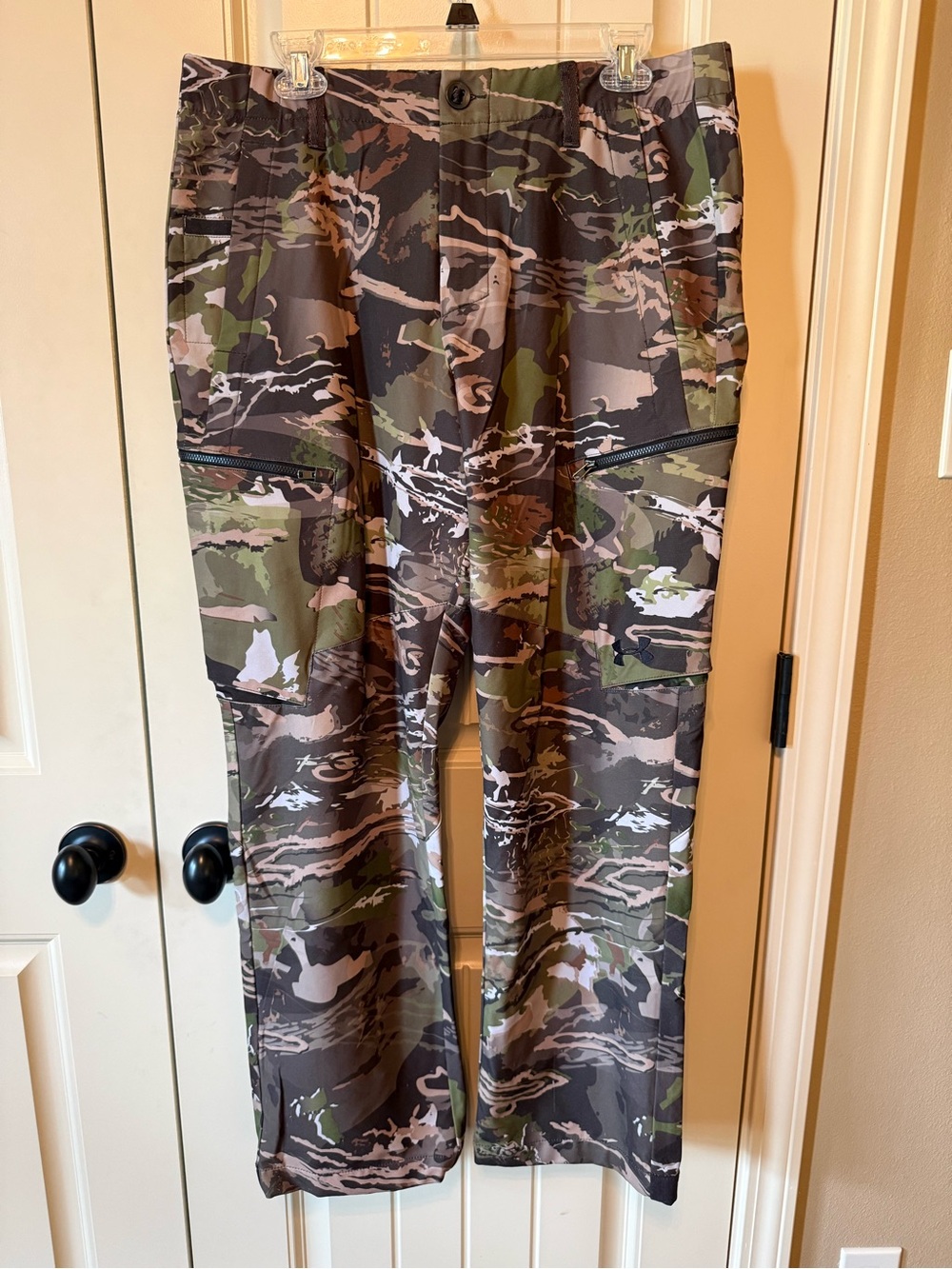 Under Armour Brown & Black Camouflage Pants